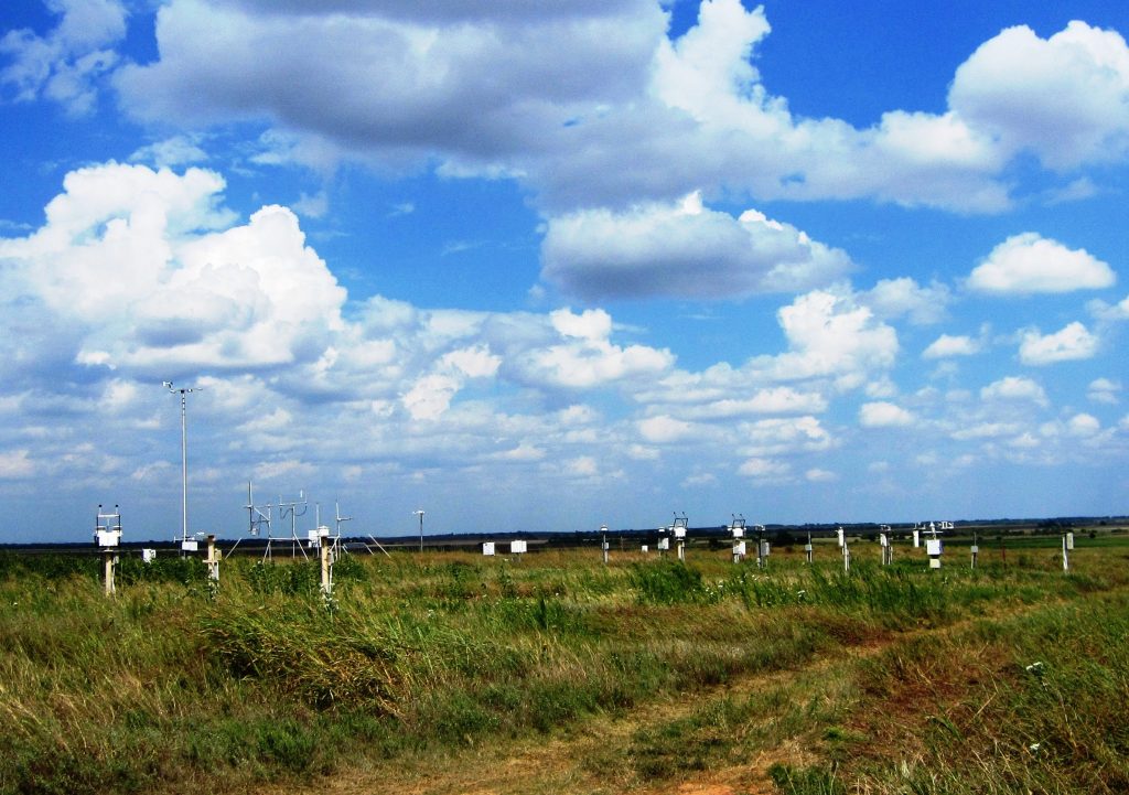 HI-SCALE’s two observation periods take advantage of different stages and distribution of “greenness” for various types of vegetation near the SGP megasite, as well as organic aerosol properties that vary during the growing season.