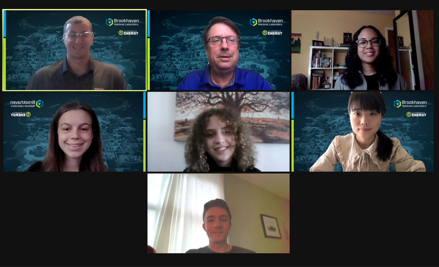 Screenshot of daily Zoom meeting between Brookhaven Lab mentors and interns