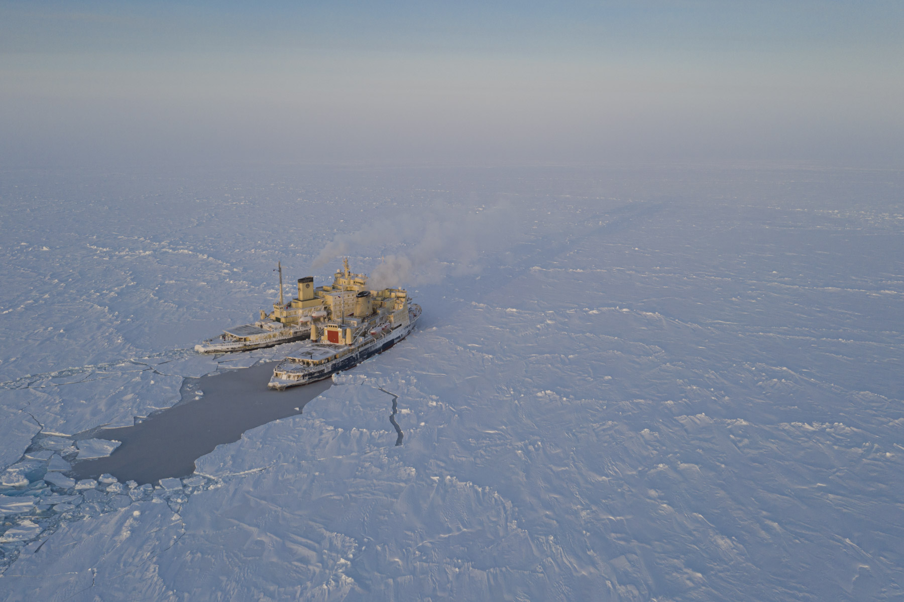 Russian icebreakers during MOSAiC expedition