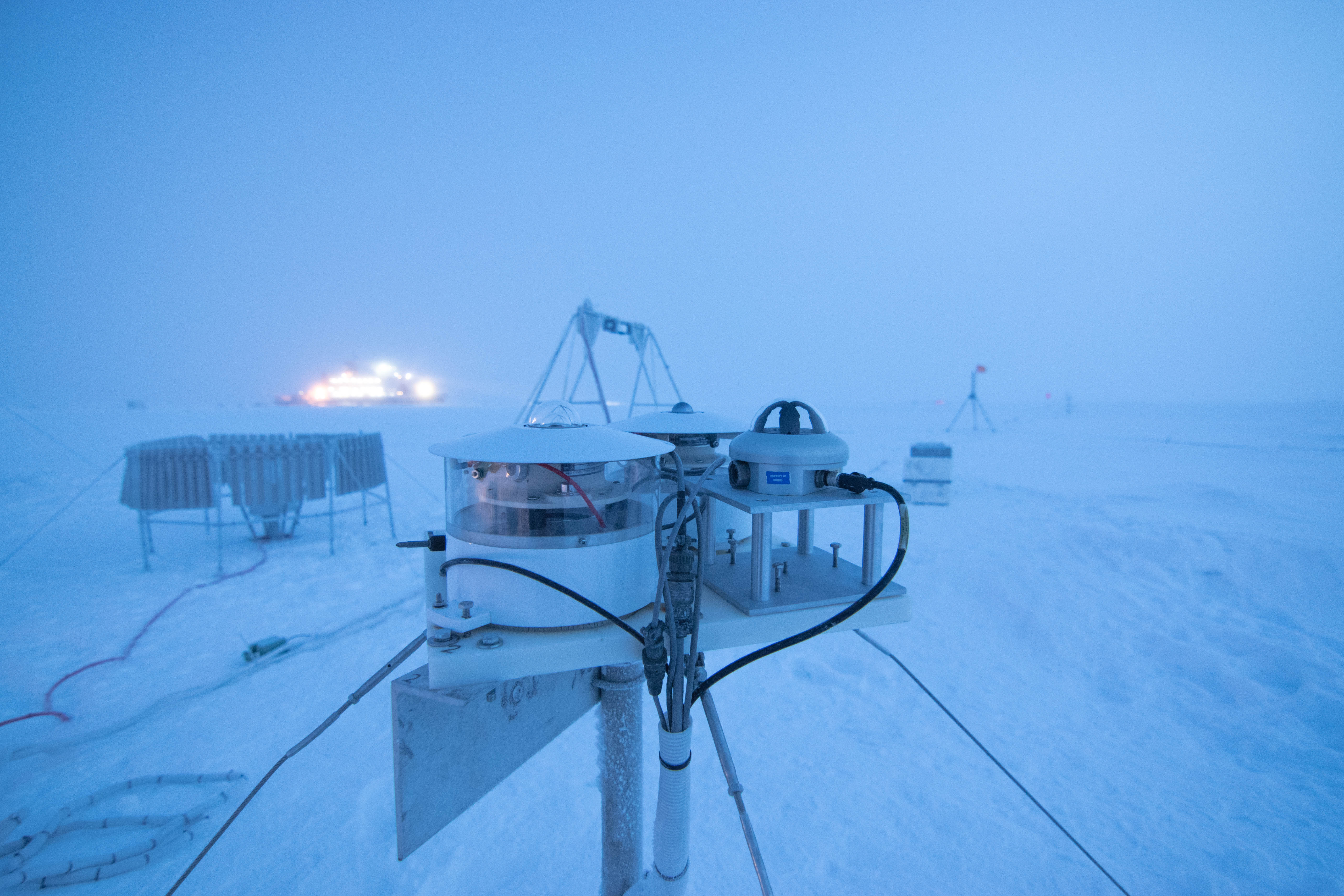 ICERAD radiometer suite during MOSAiC